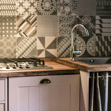 Cà Tugnin Dill Cich Ferrare