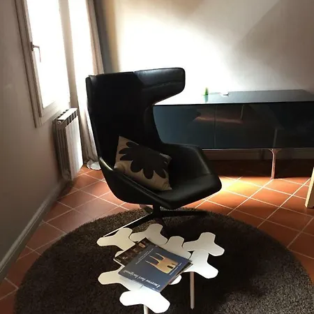 Ca Tugnin Dill Cich 아파트 *